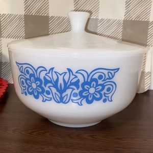 Blue Tulip Federal Covered Dish